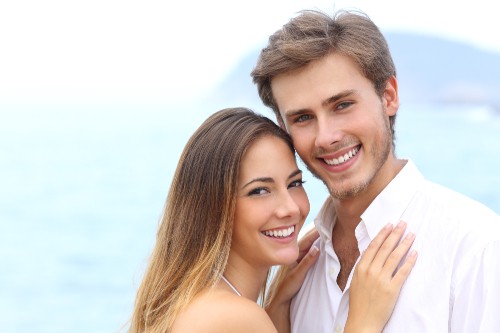 LA Teeth Whitening Treatment Cost Tamworth